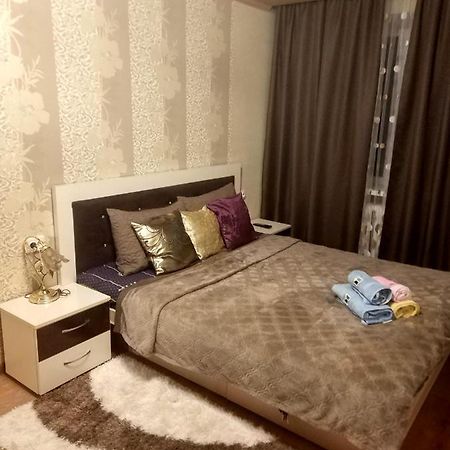 Zaporizhia Apartment 2Bedrooms On Stalevarov Near State Medical University المظهر الخارجي الصورة